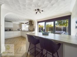 25, Heron Way, Lower Stoke, Rochester ME3 9SU