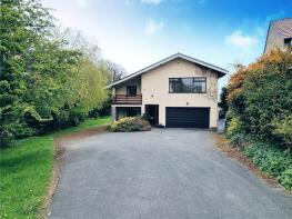 44, Private Drive, Barnston CH61 1DE
