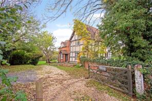 Oak House, Deerhurst Road, Apperley, Gloucester GL19 4DD