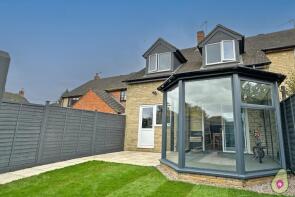 6, Crosslands, Bicester OX27 8DF