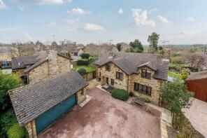 8 Charlecote, Manor Lane, Brackley NN13 5XT