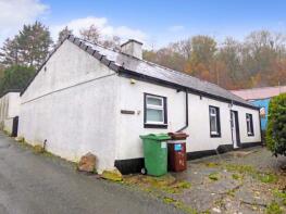 Ty Newydd, Road From Bryn To Stryd Newydd, Caernarfon LL55 4DF