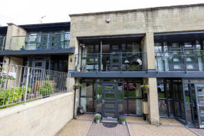9, Kinderlee Way, Glossop SK13 5DB