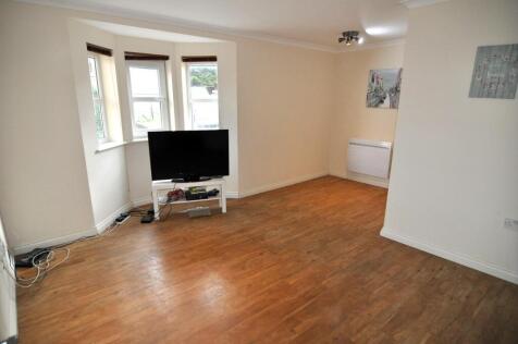 Tantivy Court, Queens Road, Watford