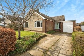 49, Springfield Crescent, Kirk Smeaton, Pontefract WF8 3LE