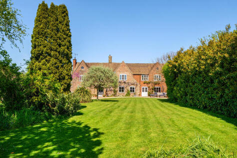 Nupend Lane, Nupend, GL10