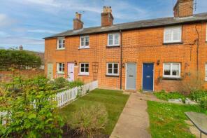 3, Blakes Cottages, King Street, Odiham, Hook RG29 1NL
