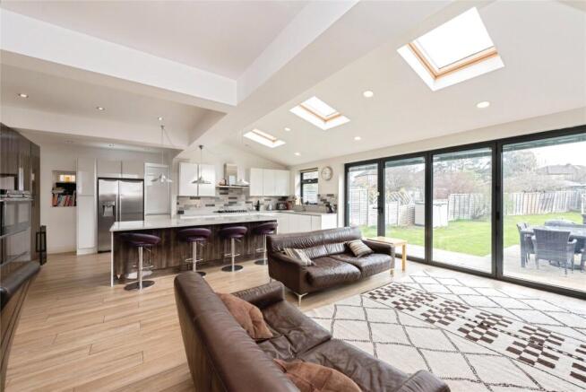 Kitchen/Dayroom
