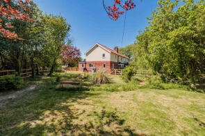 1, Church Road, Barford NR9 4AU