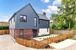 2, Draytons Close, Barley SG8 8FE