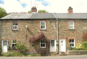5, West End, Hessenford PL11 3HL