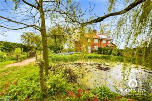 2, Moat Cottages, Ringsfield Road, Beccles NR34 8NR