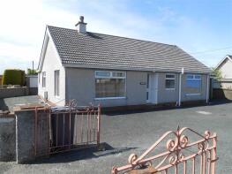 Rhianfa, Rhosmeirch, Llangefni LL77 7SX