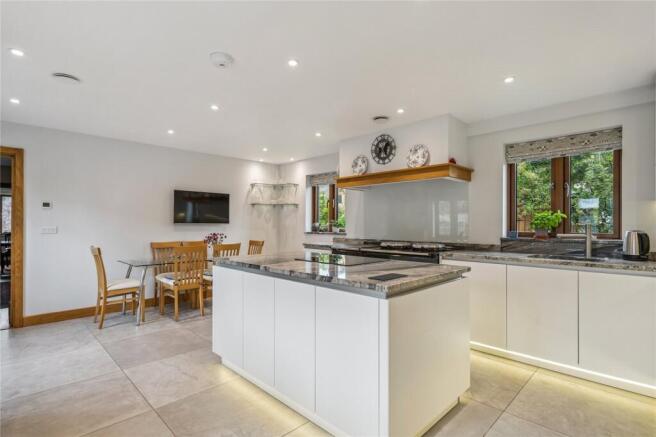 Kitchen/Breakfast
