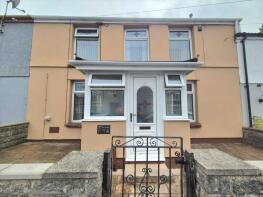 127, High Street, Gilfach Goch, Gilfach-goch CF39 8SW