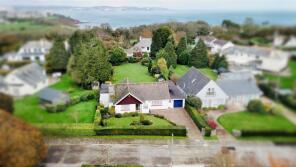 23, Warborough Road, Brixham TQ5 0JY