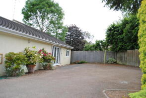 Little Tow, Manor Road, Banbury OX17 2RY