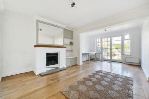 2, Bridge Cottages, High Street, Whitchurch On Thames, Reading RG8 7DE