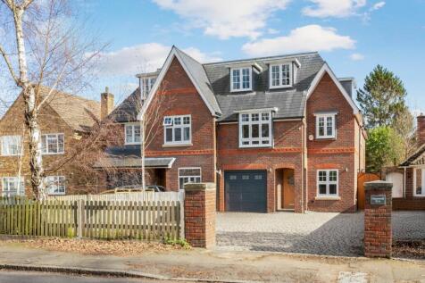 Westcar Lane, Walton-on-Thames, KT12