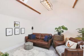 5 The Coach House, Wellesbourne House, Walton Road, Warwick CV35 9TT