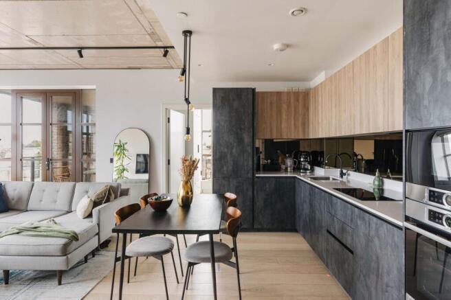 Empress Apartments E2