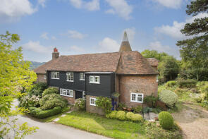 The Oast Burnt House Farm, Heathfield Road, Etchingham TN19 7LA