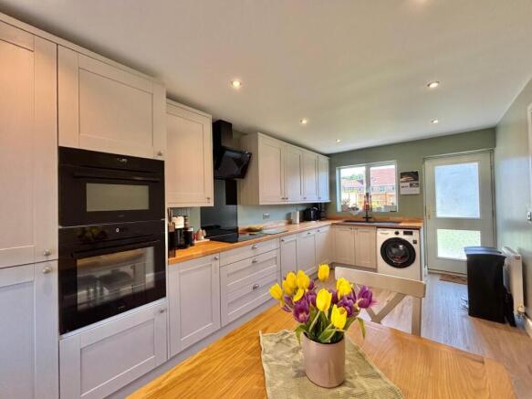 Kitchen aspect one