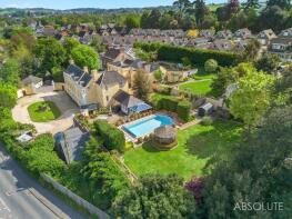 Yealm Manor, Cowick Lane, Exeter EX2 9JG