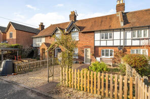 17, Railway Cottages, Tate Road, Southampton SO15 0NL