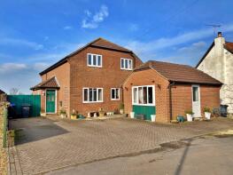 3b Braystone, Little Court Lane, Westbury BA13 4PW