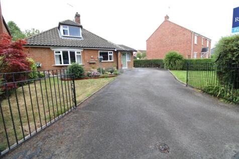 Chapel Street, Hillam, Leeds, North Yorkshire, LS25