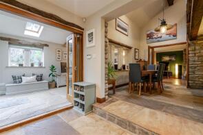 Knott Barn, White Hill Lane, Lothersdale, Keighley BD20 8HX