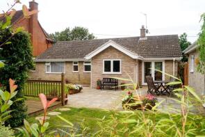 Greenbanks, Molls Lane, Beccles NR34 8DB