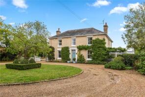 White Lodge, Roundbush Road, Colchester CO5 9UR