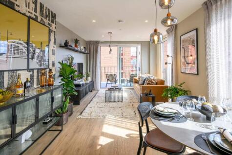 Heron Collection, Heron Wharf