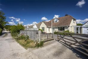 Little Saffrons, North Instow, Swanage BH19 3DT
