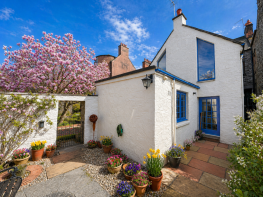14a, High Street, Kirkcudbright DG6 4JX