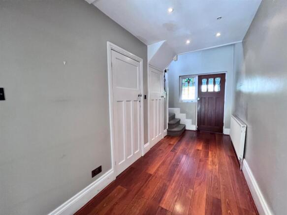 Hallway.jpg
