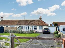 2, Moorlands, Coast Road, Walcott NR12 0AP