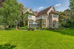 South Hill House, Swanmore Road, Droxford SO32 3PT
