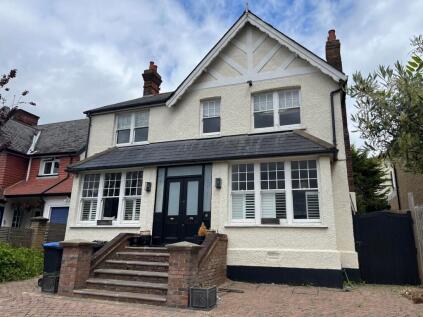 Chase Ridings, Enfield, EN2