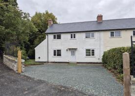 Eryl, Leighton, Welshpool SY21 8HJ