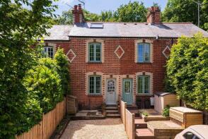 4, Diamond Cottages, Warren Row Road, Warren Row, Reading RG10 8QT