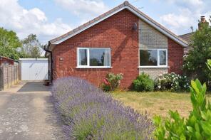 13, Falcon Close, Eagle, Lincoln LN6 9DX