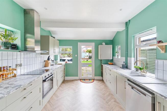 Kitchen/Dining Room