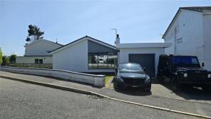 17, Zealand Park, Caergeiliog, Holyhead LL65 3PQ