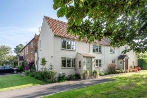 Trafford House, Roecliffe Village, York YO51 9LY