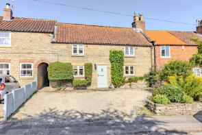 6, Carr Cottages, The Green, Low Hutton, York YO60 7HE