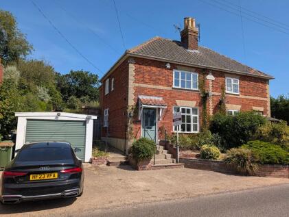 Ash Road, Lower Hacheston, IP13