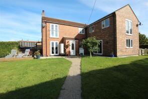 Cote View, Pratts Lane, Hull HU11 4TQ